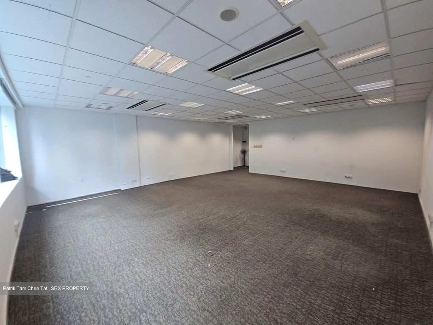 Tan Chong Tower (D7), Office #570069111